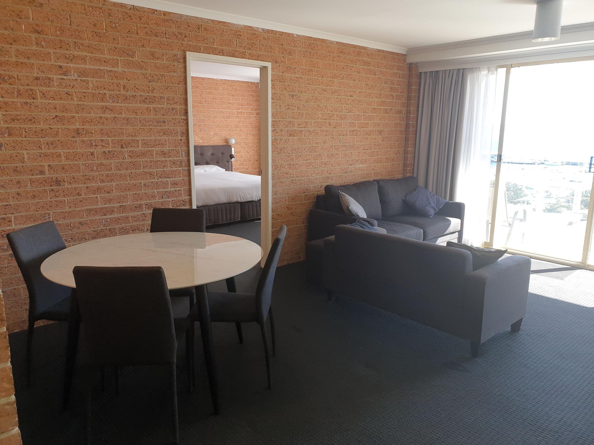 נלסון ביי Marina Resort מראה חיצוני תמונה