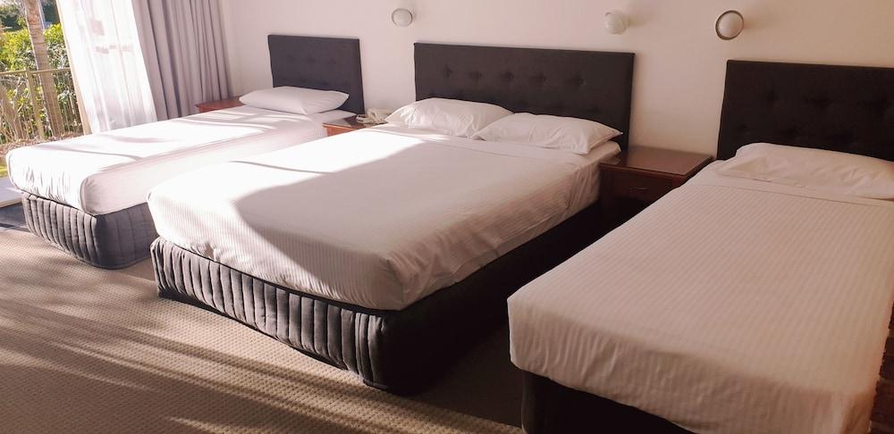 נלסון ביי Marina Resort מראה חיצוני תמונה