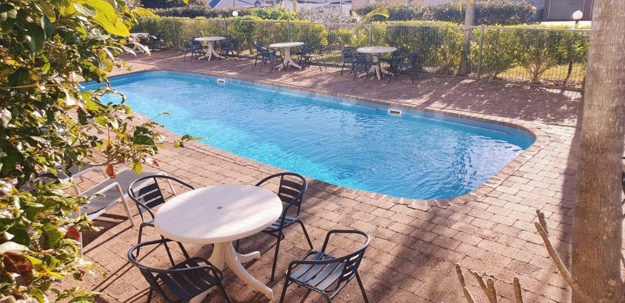 נלסון ביי Marina Resort מראה חיצוני תמונה